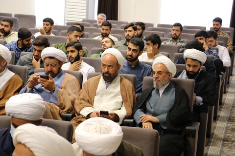 تصاویر /  همایش یکصدمین سالگشت باز تاسیس حوزه علمیه قم به صورت برخط در اصفهان