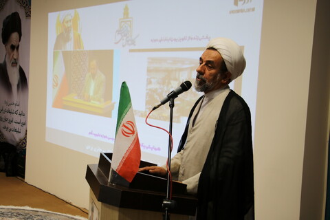 تصاویر /  همایش یکصدمین سالگشت باز تاسیس حوزه علمیه قم به صورت برخط در اصفهان