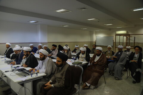 نشست های علمی به مناسبت سالگشت یکصدسالگی حوزه های علمیه