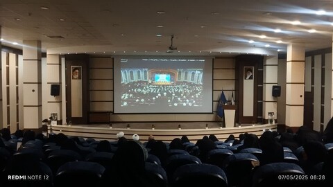 تصاویر/ همایش یکصد سالگی حوزه علمیه قم به صورت وبیناری در مدارس علمیه استان سمنان