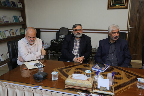 تصاویر / نشست هم اندیشی و تجربه نوردی فعالان قرآنی اصفهان