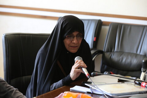 تصاویر / نشست هم اندیشی و تجربه نوردی فعالان قرآنی اصفهان