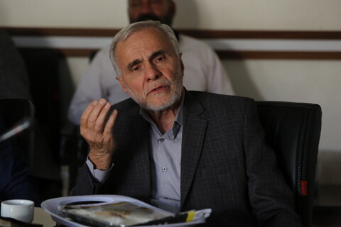 تصاویر / نشست هم اندیشی و تجربه نوردی فعالان قرآنی اصفهان