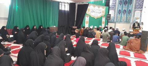 تصاویر مراسم سالروز بازتاسیس حوزه علمیه قم در برخی مدارس علمیه لرستان