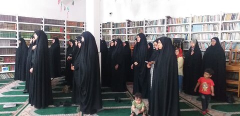 تصاویر مراسم سالروز بازتاسیس حوزه علمیه قم در برخی مدارس علمیه لرستان