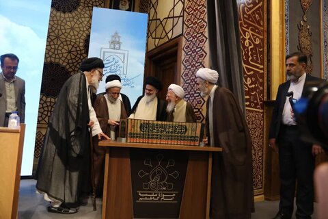 آیت اللہ حائری یزدی کے 20 جلدی علمی آثار کی رونمائی