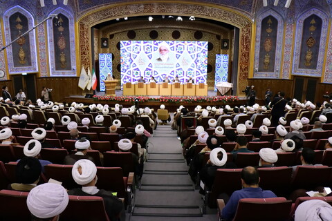 تصاویر / اختتامیه همایش بین المللی یکصدمین سالگشت بازتأسیس حوزه علمیه قم