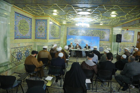 تصاویر / نشست علمی " عرفان در سده اخیر حوزه علمیه قم "