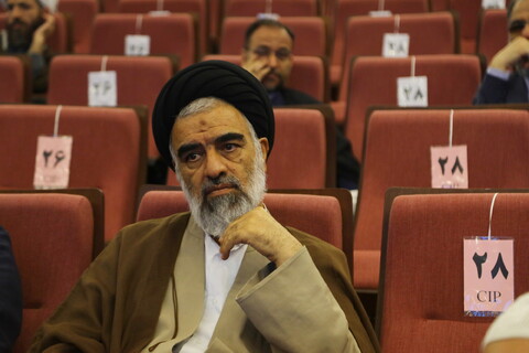 تصاویر / نشست علمی " تبلیغ در سده اخیر حوزه علمیه قم "