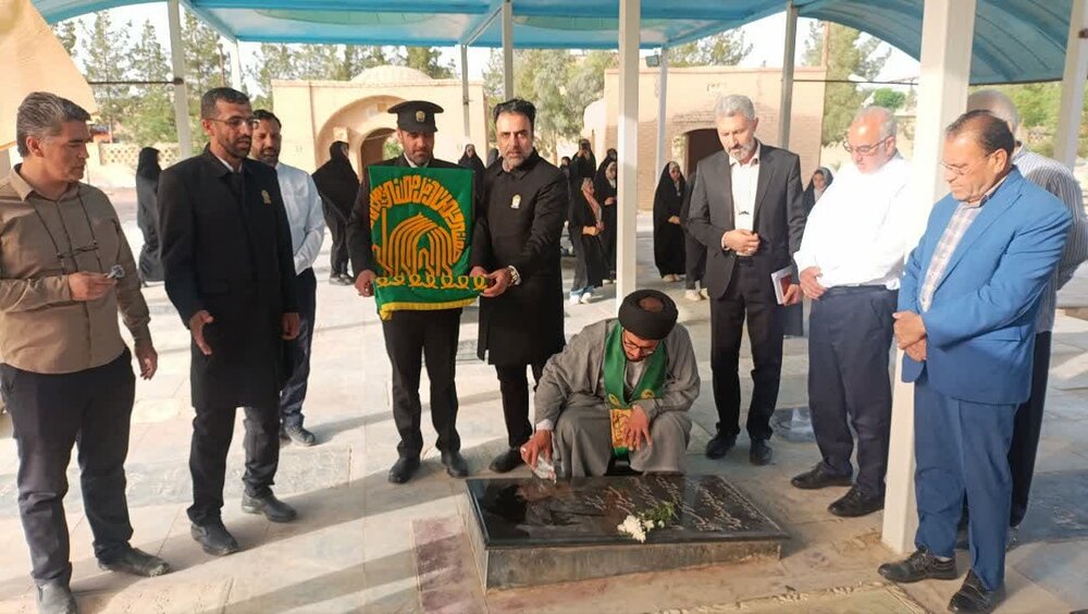 بادرود؛ چهارمین شهر زیارتی ایران به میهمانی آفتاب رفت+عکس