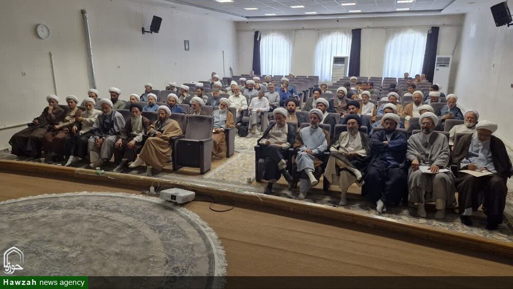 همایش بین المللی یکصدمین سالگشت باز تاسیس حوزه علمیه قم آغاز شد +عکس