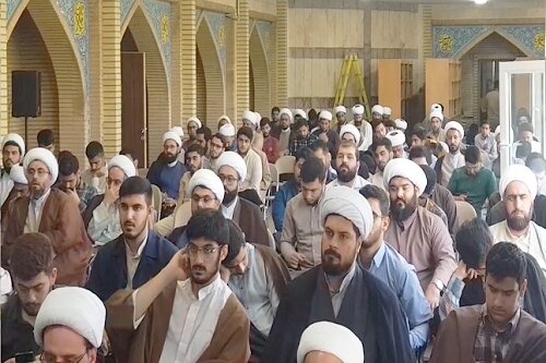 گردهمایی حوزویان کرمانشاه در همایش ملی یکصدمین سال باز تأسیس حوزه علمیه قم + عکس
