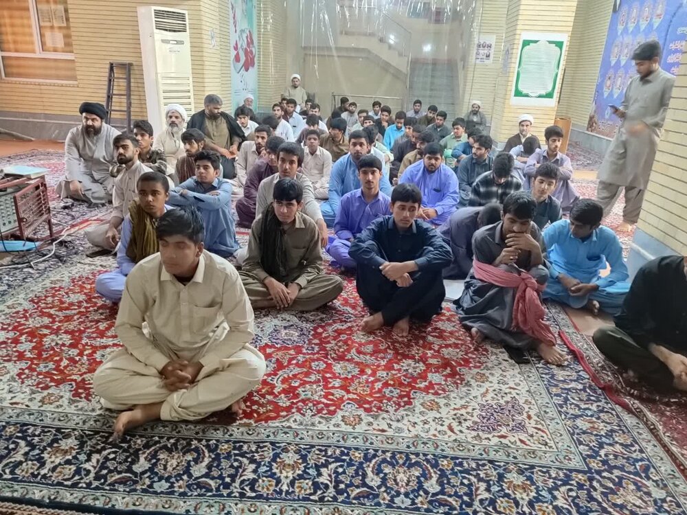 حضور ویدیو کنفرانسی طلاب مدارس علمیه ایرانشهر در همایش یکصدمین سالگرد بازتأسیس حوزه علمیه