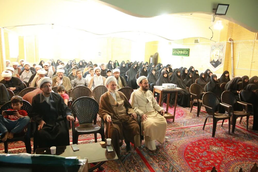 حضور مجازی طلاب اسدآبادی در همایش یکصدمین سال بازتأسیس حوزه علمیه قم+عکس