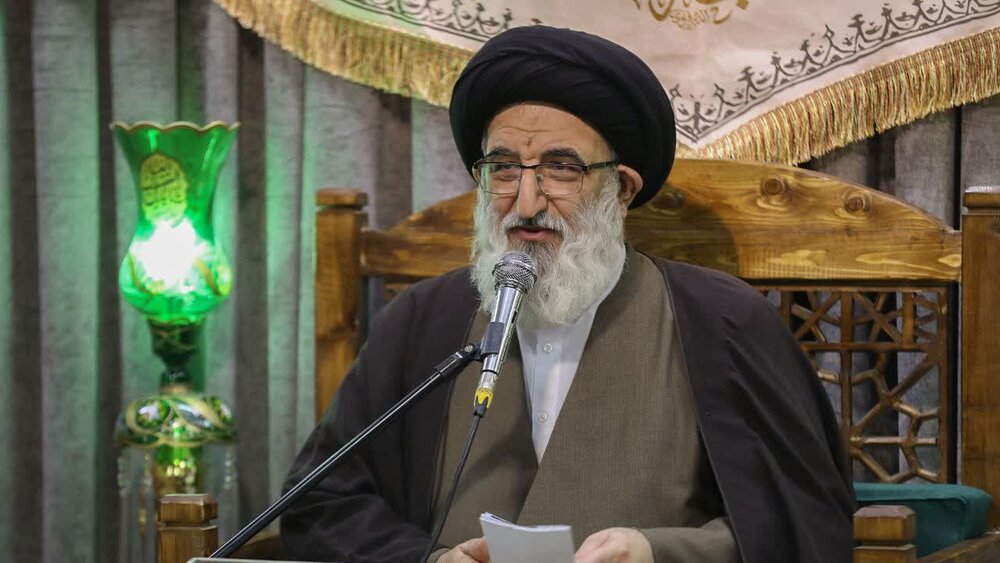 تصاویر| برگزاری مجمع ماهیانه قرآنیان البرز با حضور حجت‌الاسلام والمسلمین حسینی همدانی