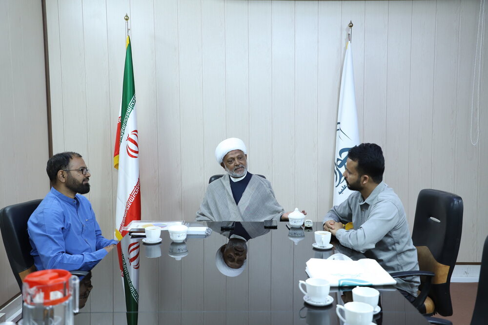 बांग्लादेशी उलेमाओं को हौज़ा न्यूज़ एजेंसी के साथ सहयोगात्मक संबंध रखना चाहिए