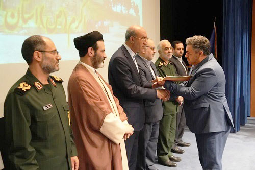 تقدیر سپاه استان کرمانشاه از دستگاه‌های اجرایی فعال در خدمت‌رسانی به مردم+ تصاویر