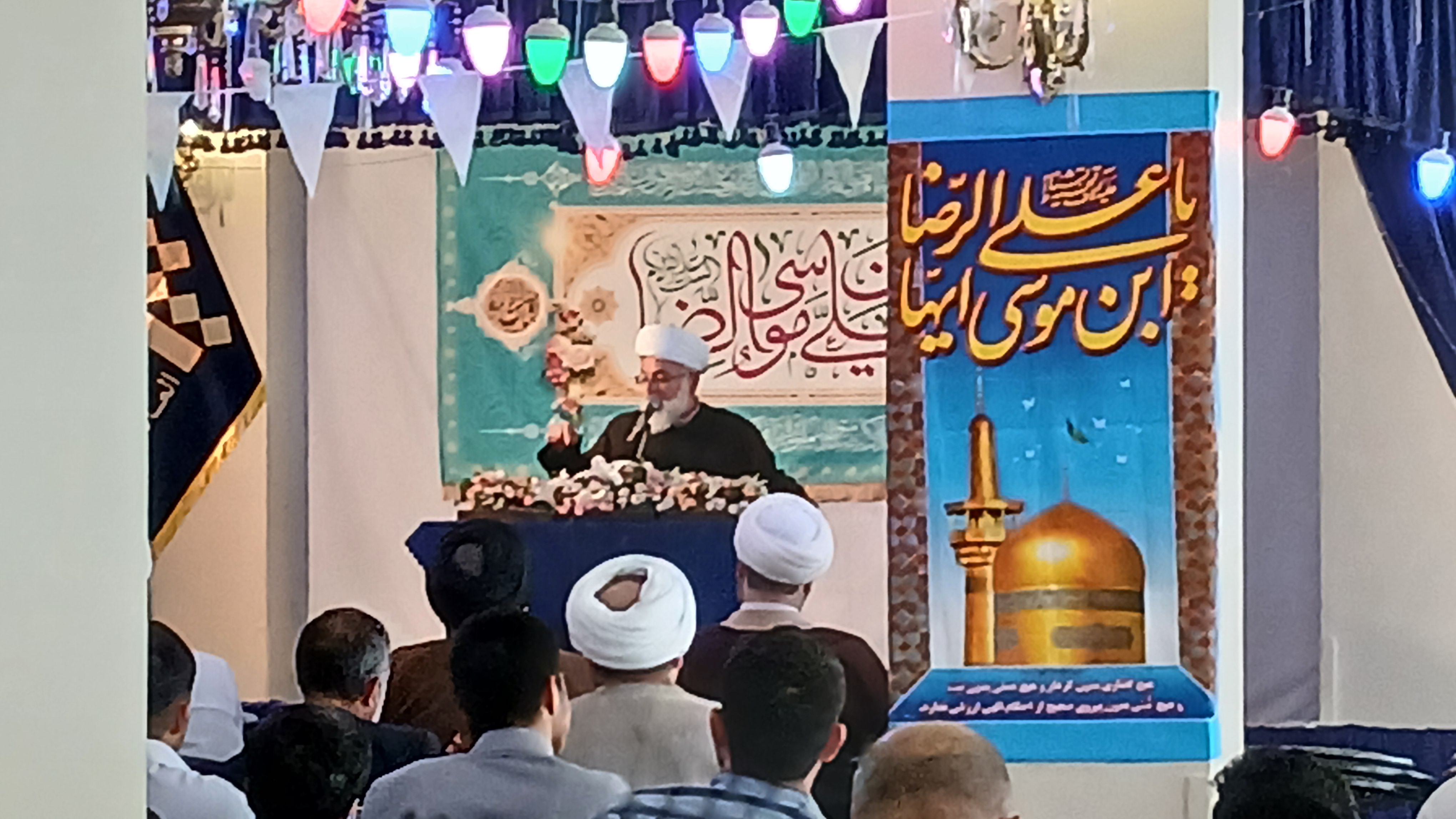 سیره مادران اهل‌بیت(ع)، الگویی برای حکمرانی زن مسلمان در جهان معاصر است+ عکس
