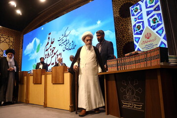 تصاویر / اختتامیه همایش بین المللی یکصدمین سالگشت بازتأسیس حوزه علمیه قم-۸