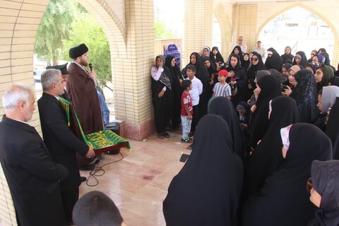 تصاویر/ ادای احترام خادمان رضوی به شهدا در شهر کلمه