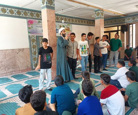 تصاویر/ جشن دهه کرامت و تبلیغ جذب طلبه مدرسه علمیه آیت‌الله یثربی(ره) کاشان