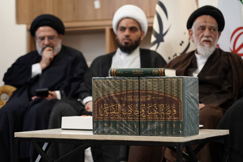 تصاویر/ دیدار مهمانان بین‌المللی همایش یکصدمین سالگشت حوزه علمیه قم با آیت‌الله اعرافی