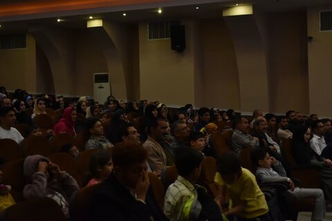 تصاویر/ جشن دهه مرامت در سالن امفی تئاتر ارومیه