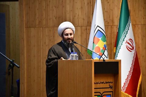 تصاویر/ مراسم گرامیداشت هفته معلم در سالن بوتراب خوی