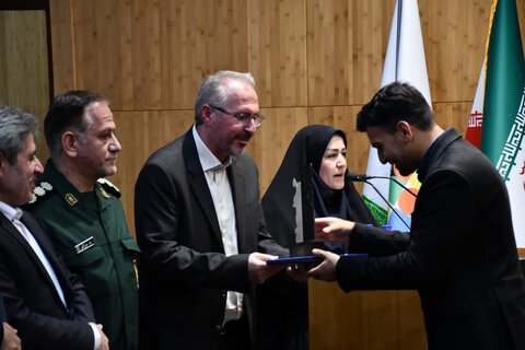 تصاویر/ مراسم گرامیداشت هفته معلم در سالن بوتراب خوی