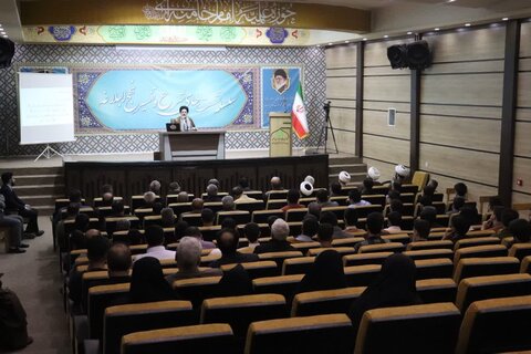 تصاویر/ سلسله نشست های شـــرح و تفـسیر نهج البلاغه در ارومیه