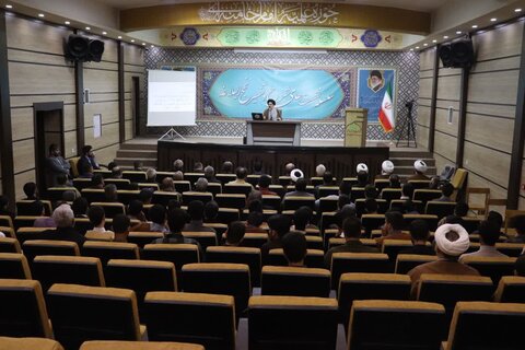 تصاویر/ سلسله نشست های شـــرح و تفـسیر نهج البلاغه در ارومیه