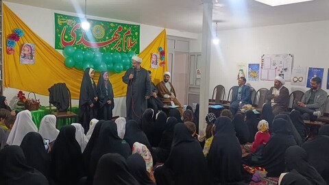 تصاویر / مراسم تجلیل از فعالان و خادمین قرآنی و شرکت کنندگان در طرح زندگی با آیه ها در شهرستان سراب