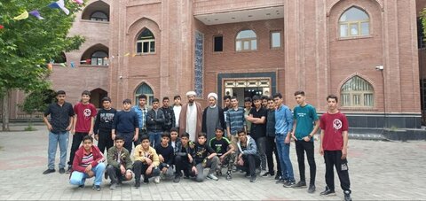 تصاویر/  بازدید دانش آموزان مدرسه شهید با هنر از مدرسه علمیه امام خمینی (ره) شهرستان خوی