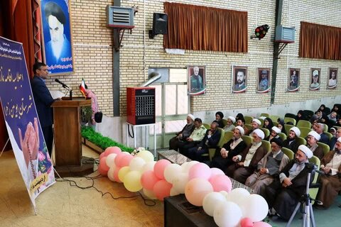 تصاویر / اجلاسیه نماز در شهرستان بویین زهرا