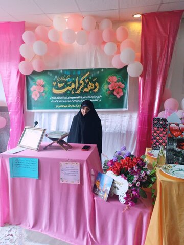 تصاویر/ مراسم تجلیل از اساتید مدرسه علمیه الزهرا (س) شاهین دژ