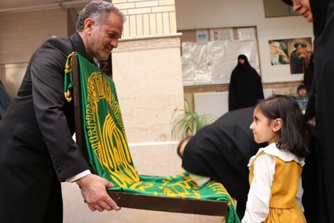 تصاویر/ جشن دهه کرامت و ولادت امام رضا (ع) در مدرسه علمیه ریحانة الرسول ارومیه