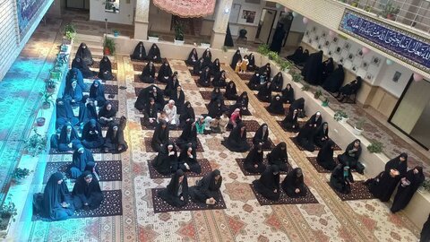 تصاویر/ جشن دهه کرامت و ولادت امام رضا (ع) در مدرسه علمیه ریحانة الرسول ارومیه