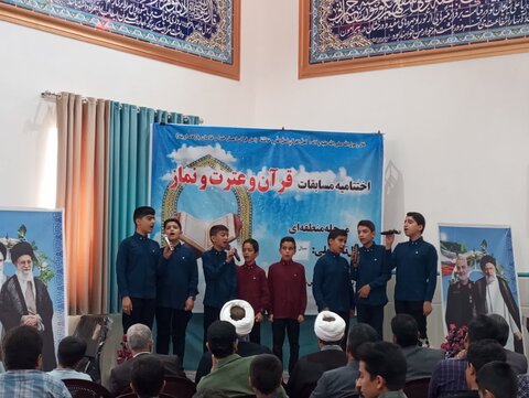 تصاویر/ اختتامیه مسابقات قرآنی دانش‌آموزی در شهربابک