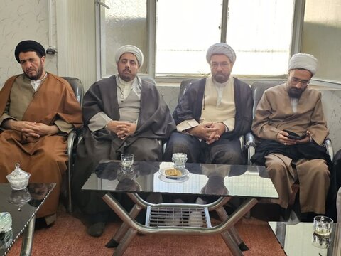 تصاویر /  همایش  روحانیون و ائمه جمعه و جماعات شهرستان بوئین‌زهرا با حضور نماینده ولی فقیه در استان قزوین