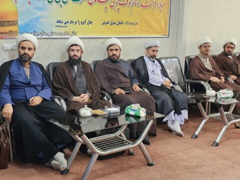 تصاویر /  همایش  روحانیون و ائمه جمعه و جماعات شهرستان بوئین‌زهرا با حضور نماینده ولی فقیه در استان قزوین