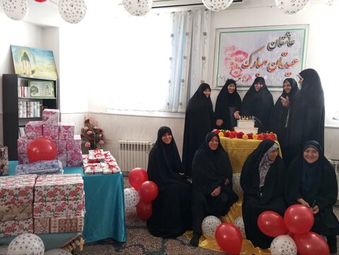 تصاویر/ مراسم گرامیداشت مقام استاد در مدرسه علمیه شهر بابک