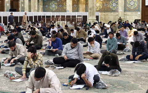 تصاویر/ برگزاری آزمون متمرکز مدارس فقهی قم