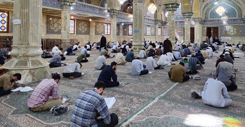 تصاویر/ برگزاری آزمون متمرکز مدارس فقهی قم