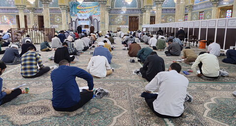 تصاویر/ برگزاری آزمون متمرکز مدارس فقهی قم