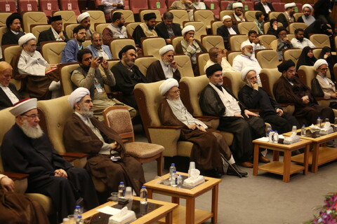 تصاویر / دومین روز همایش بین المللی یکصدمین سالگشت بازتأسیس حوزه علمیه قم - 1