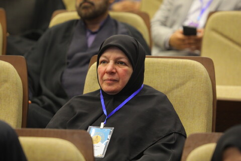 تصاویر / دومین روز همایش بین المللی یکصدمین سالگشت بازتأسیس حوزه علمیه قم - 2
