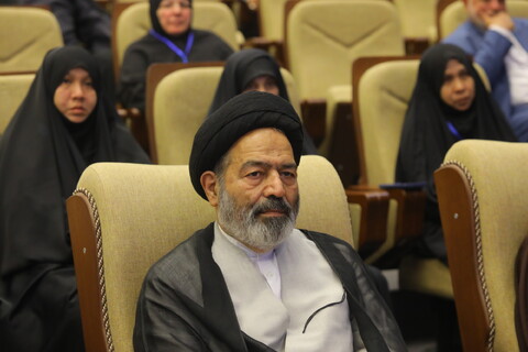 تصاویر / دومین روز همایش بین المللی یکصدمین سالگشت بازتأسیس حوزه علمیه قم - 2