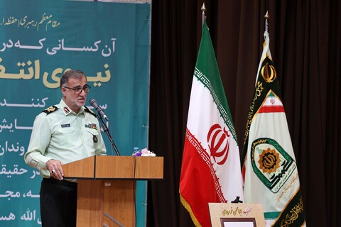 تصاویر / آیین تکریم و معارفه فرمانده انتظامی استان همدان