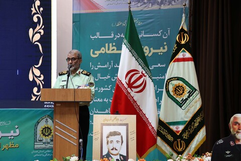 تصاویر / آیین تکریم و معارفه فرمانده انتظامی استان همدان