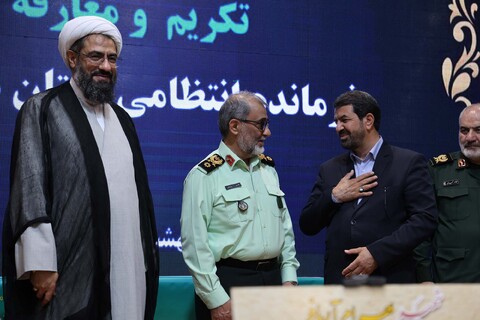 تصاویر / آیین تکریم و معارفه فرمانده انتظامی استان همدان